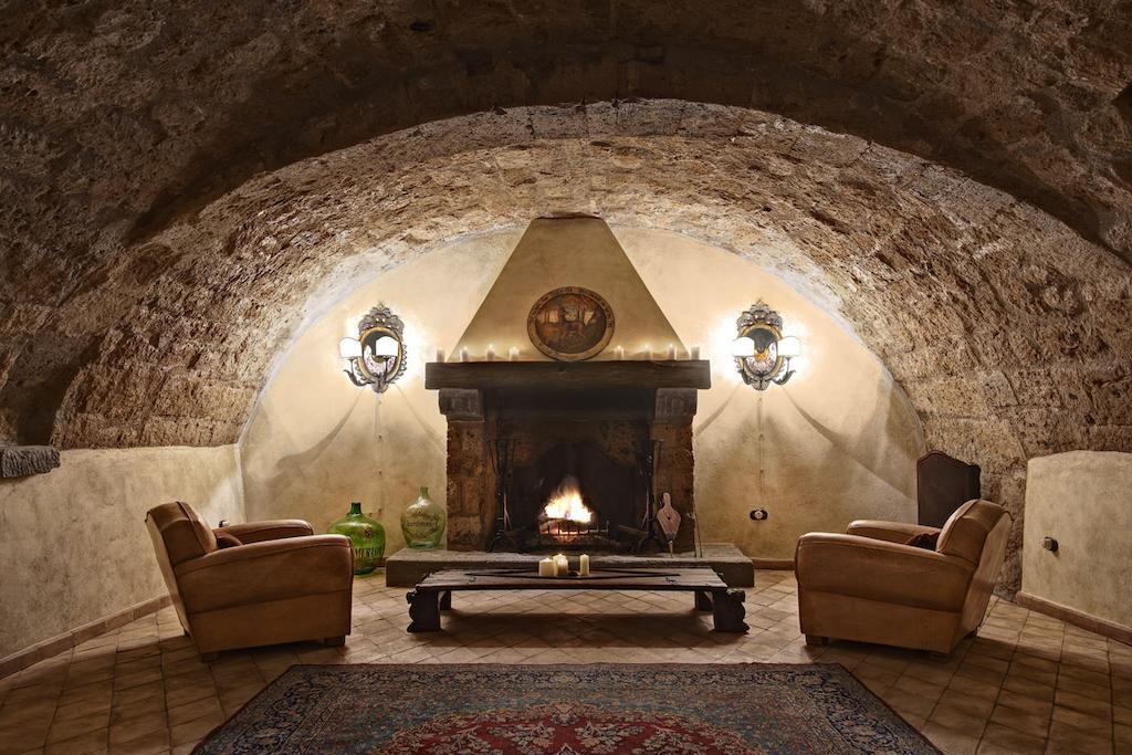 Corte Della Maesta Antica Residenza Bagnoregio Exterior photo