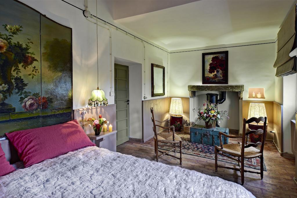 Corte Della Maesta Antica Residenza Bagnoregio Room photo